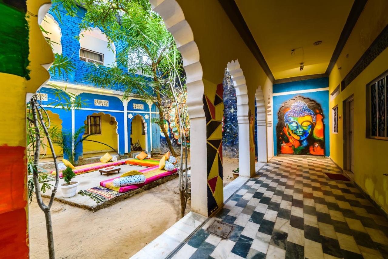 Hide-In Pushkar Hostel Bagian luar foto