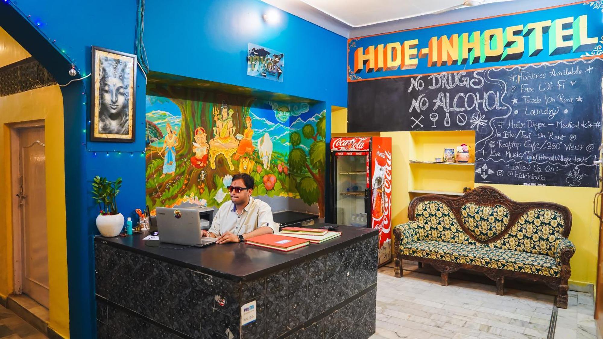 Hide-In Pushkar Hostel Bagian luar foto